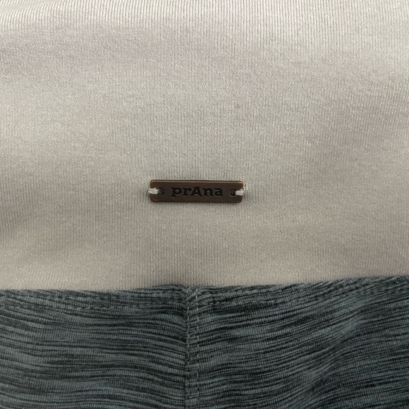 Prana Capris Workout Leggings - Picture 3 of 5